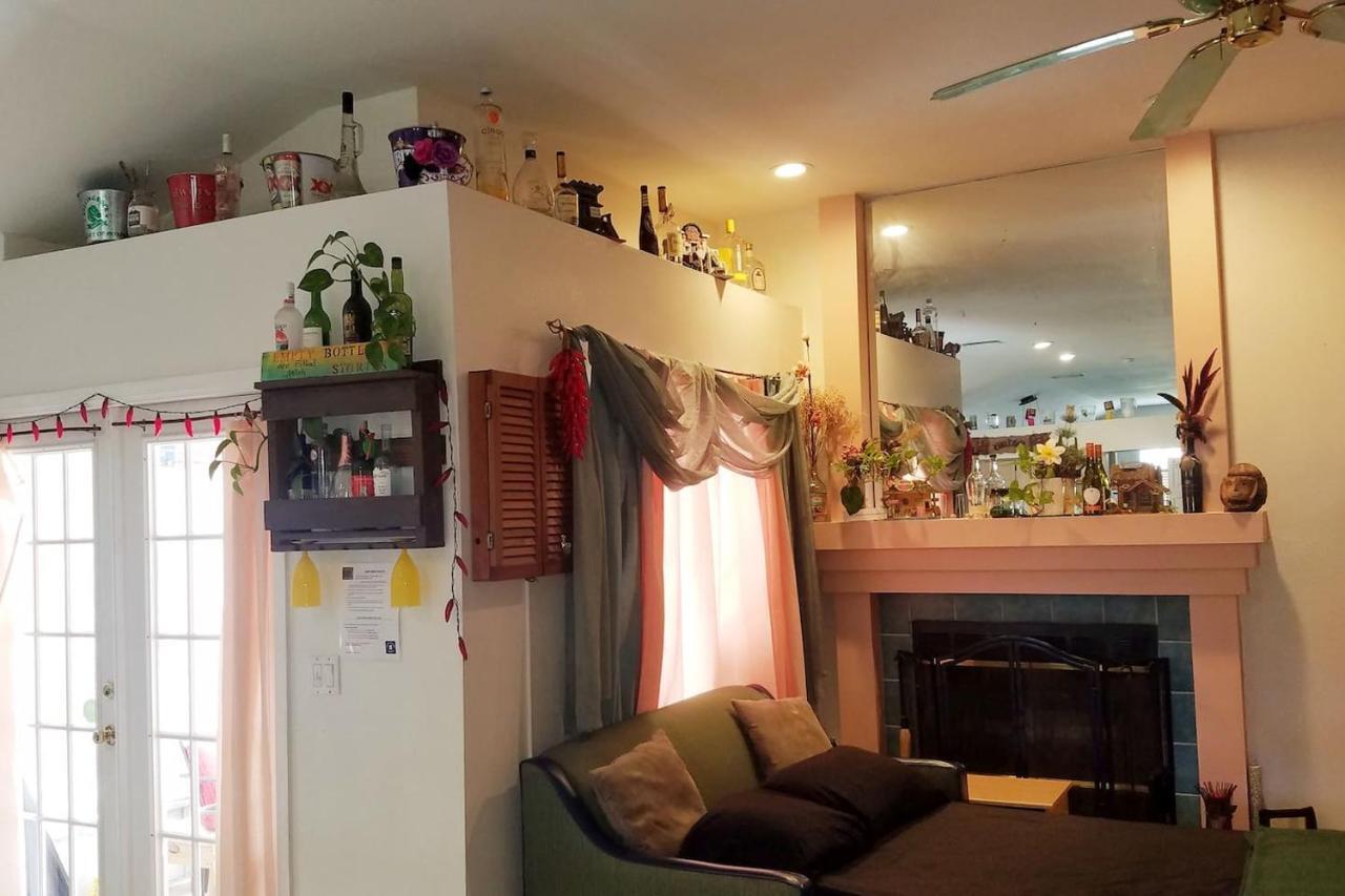 Cozy And Conveniently Located Pool Home With Free Wifi Тампа Екстериор снимка