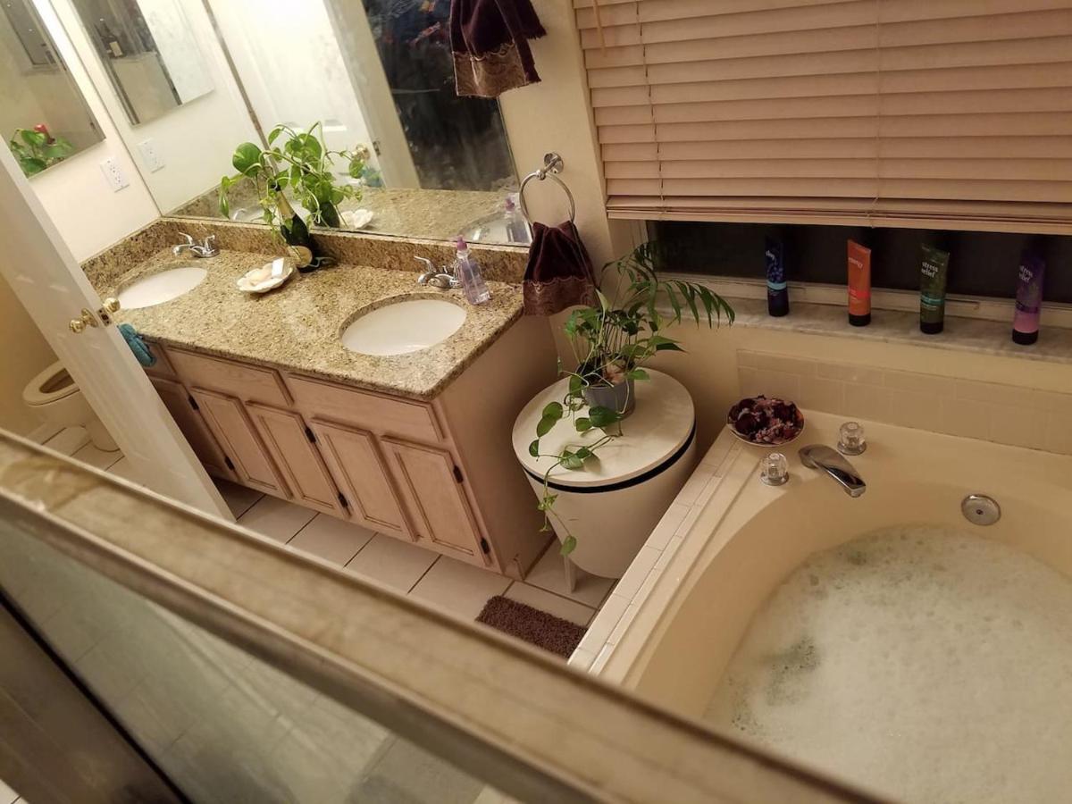 Cozy And Conveniently Located Pool Home With Free Wifi Тампа Екстериор снимка