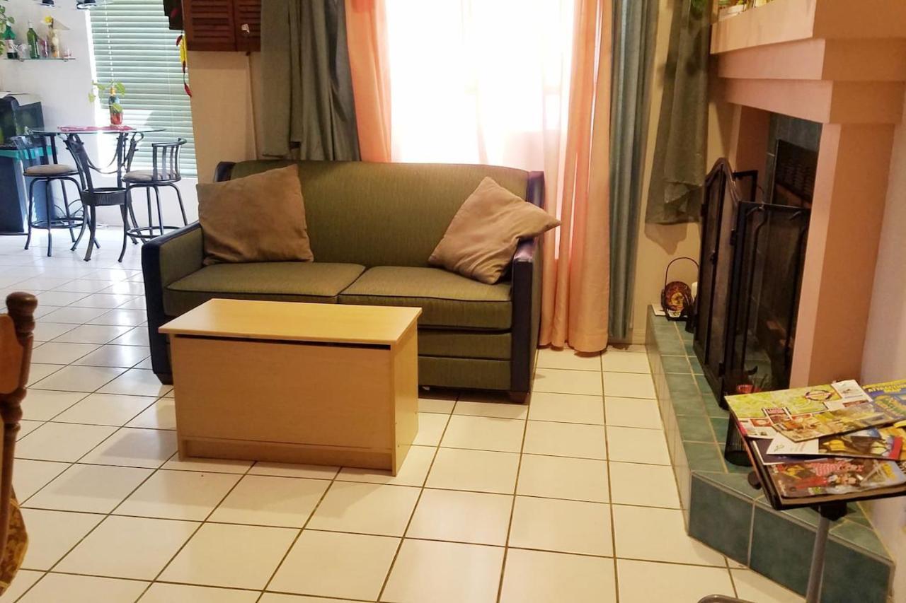 Cozy And Conveniently Located Pool Home With Free Wifi Тампа Екстериор снимка
