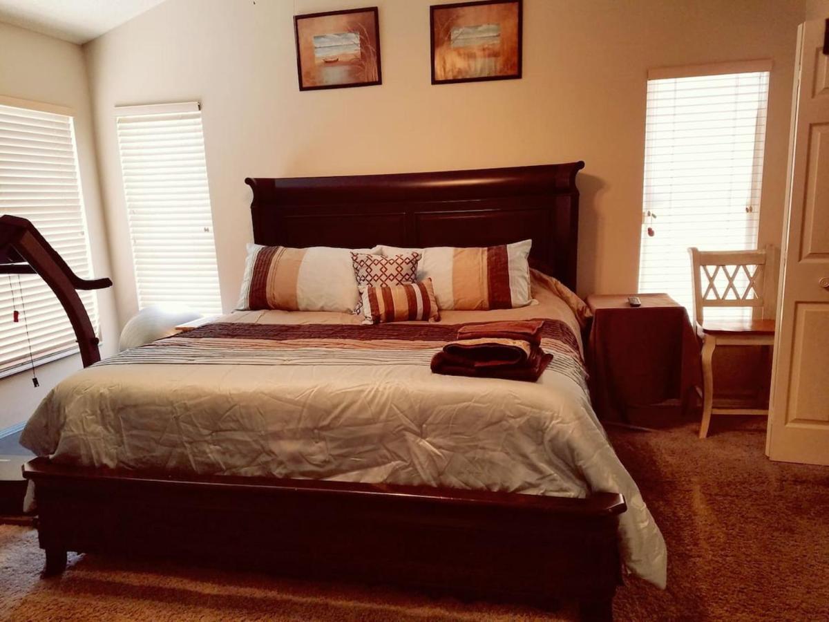Cozy And Conveniently Located Pool Home With Free Wifi Тампа Екстериор снимка